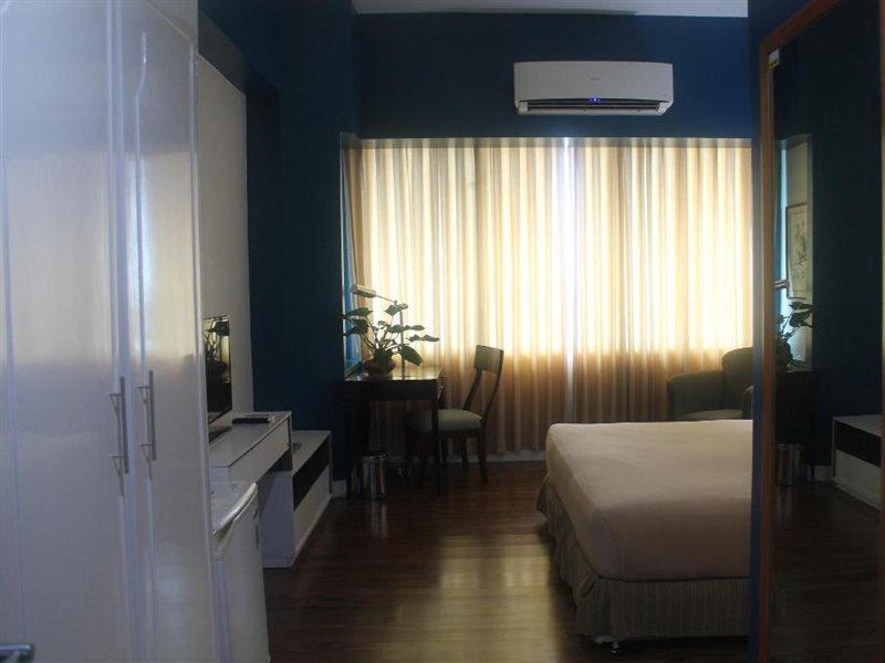 Pearl Manila Hotel Екстер'єр фото