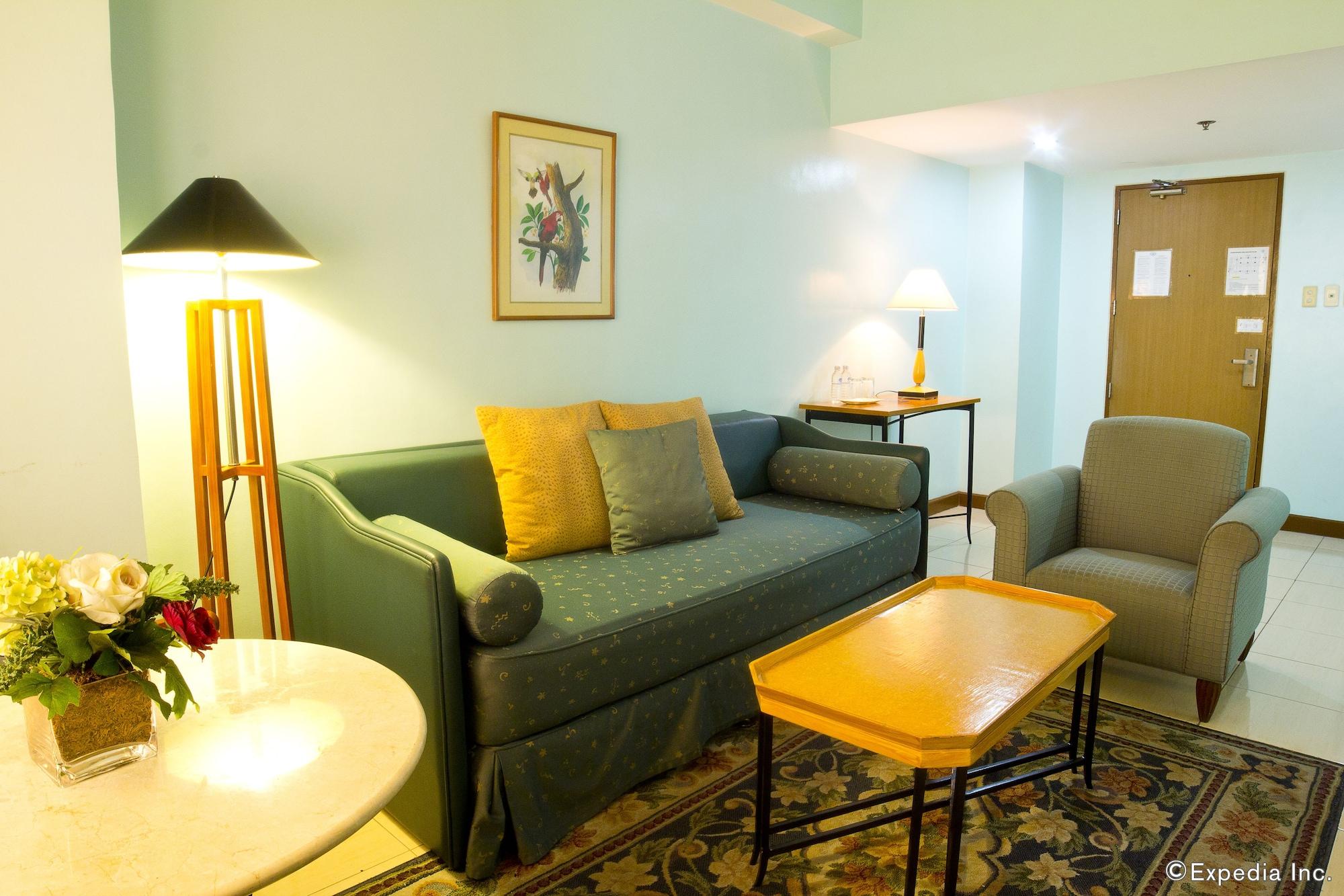 Pearl Manila Hotel Екстер'єр фото