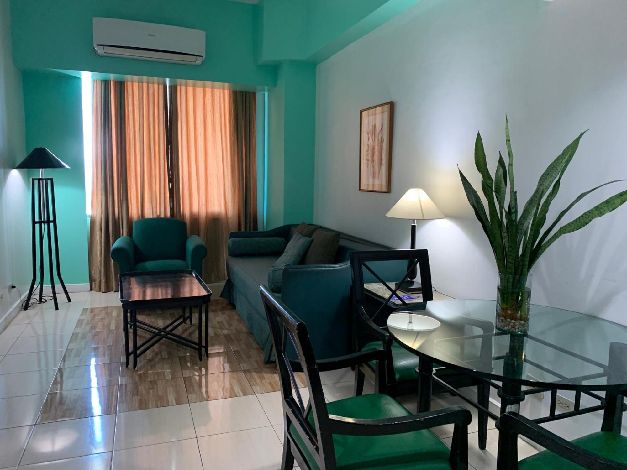 Pearl Manila Hotel Екстер'єр фото