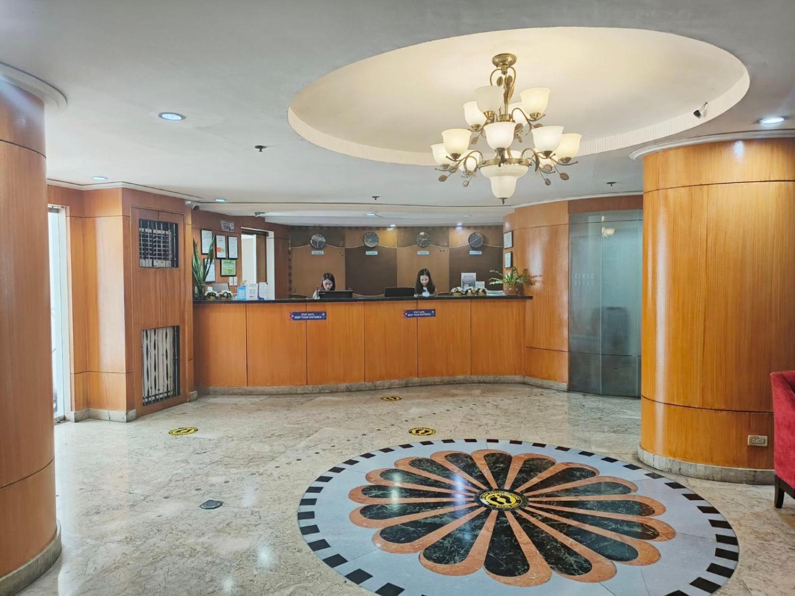 Pearl Manila Hotel Екстер'єр фото