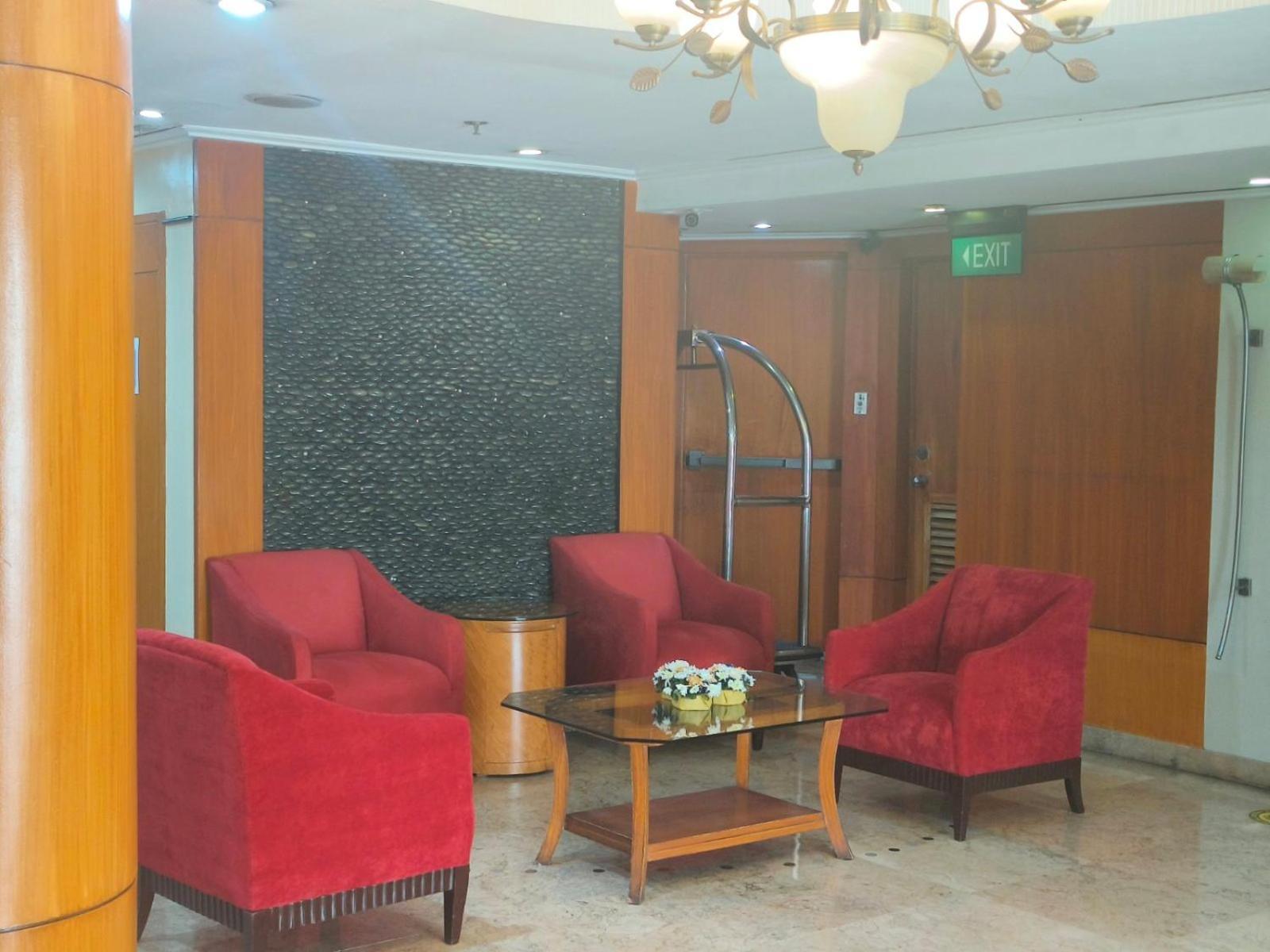 Pearl Manila Hotel Екстер'єр фото