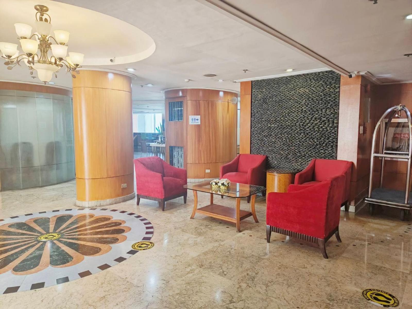 Pearl Manila Hotel Екстер'єр фото